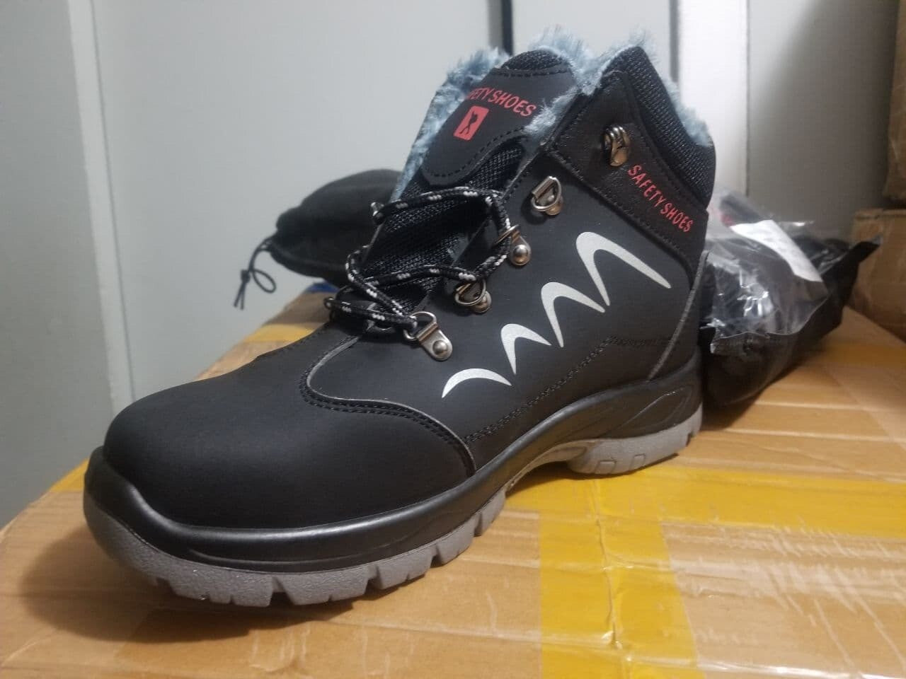 Winter Safety shoes/ Cap D'acier/ light/ metal toe/ steel toe/Waterproof/hiver